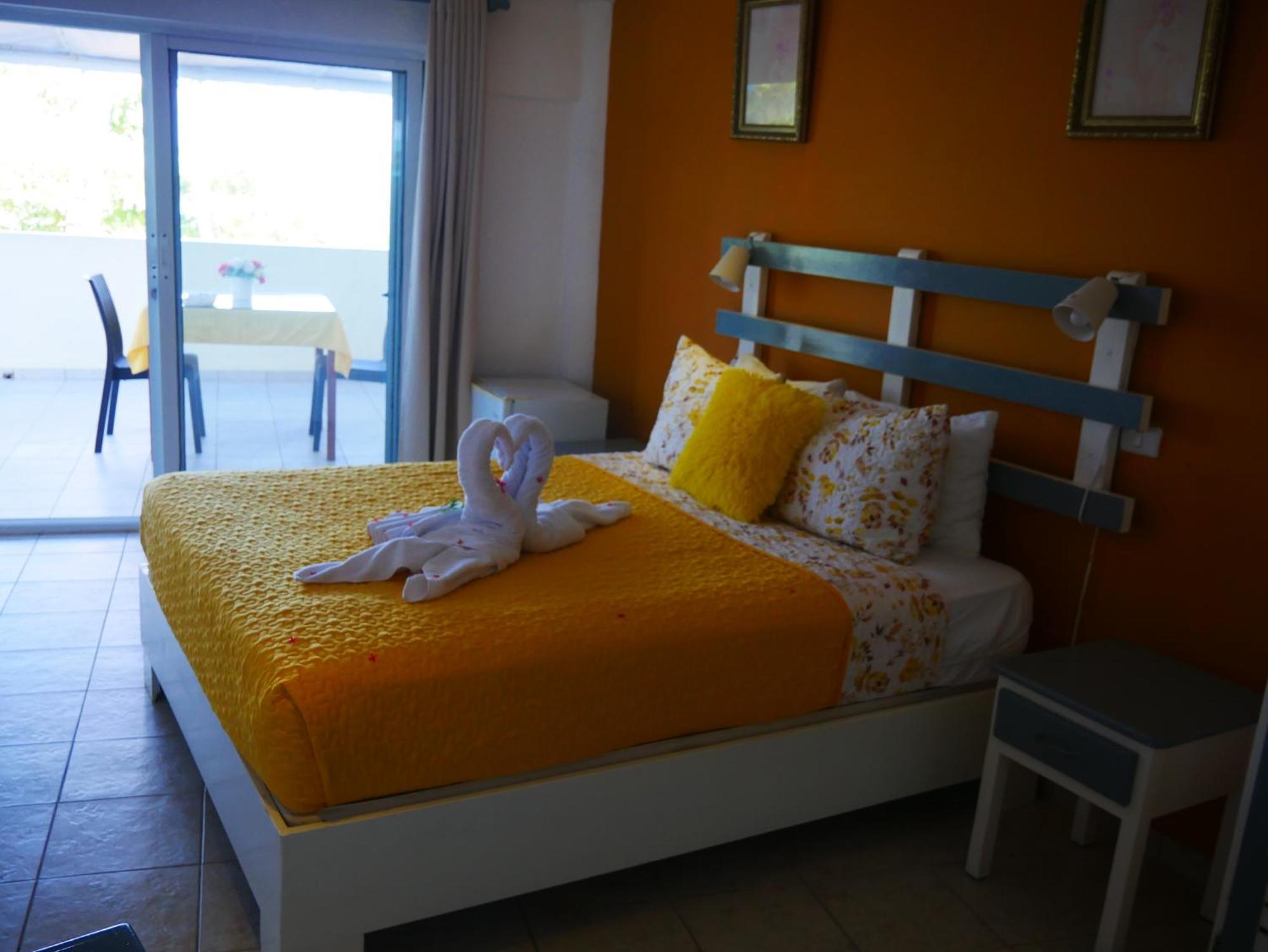 לאס טרנאס Costarena Beach Hotel מראה חיצוני תמונה